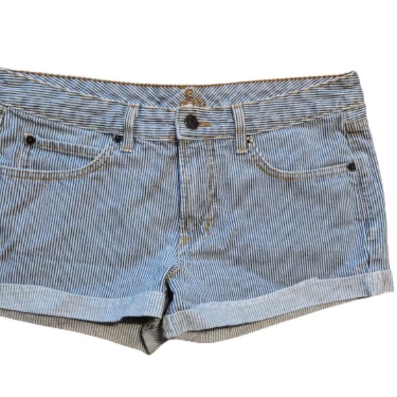 Lux Cuffed Denim Striped Shorts || sz 8 || EUC - Picture 1 of 11